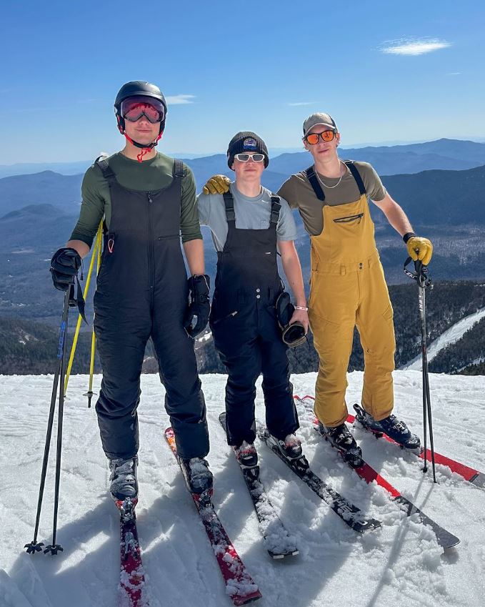 Brothers of Sigma Chi at UNH